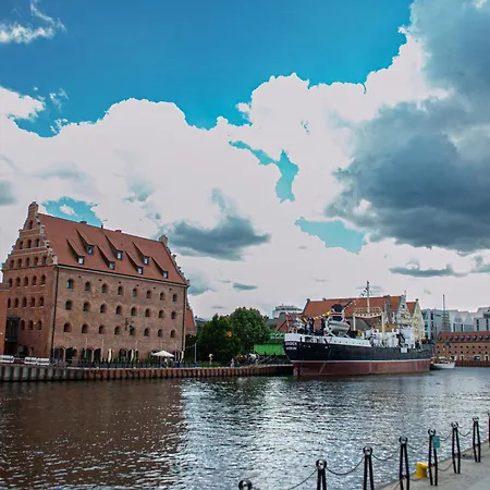 Апартаменты Tobias Motlava River *